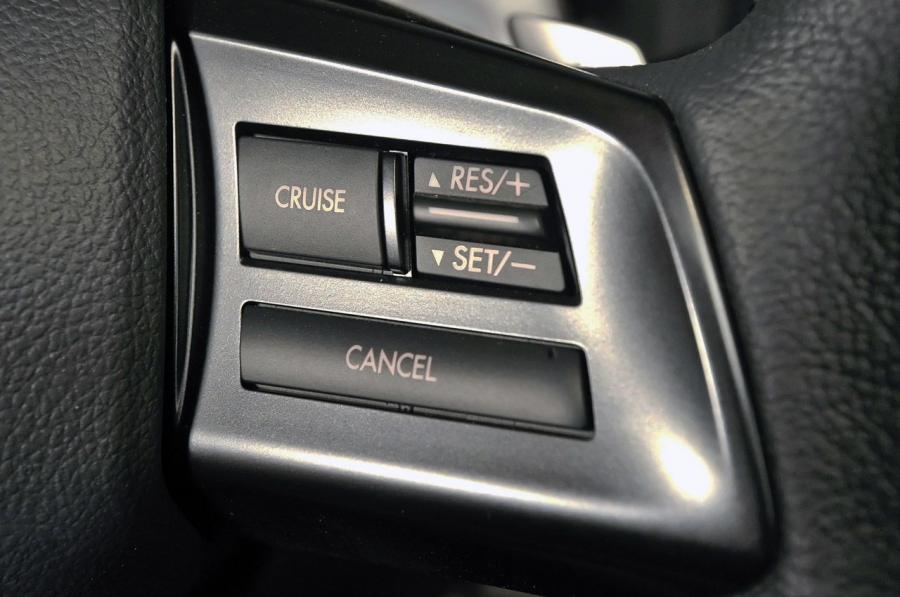 Subaru Impreza Sedan 2012 года  (фото 17 из 43)